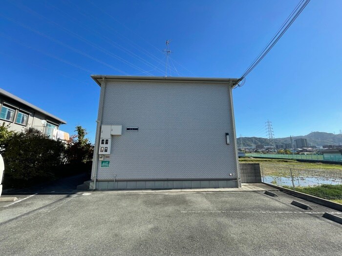 物件外観写真6　(外観写真)