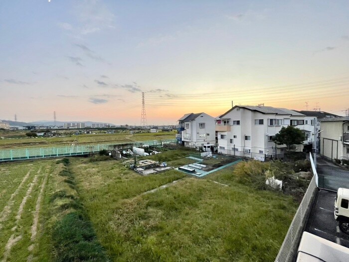 物件内観写真21　(室内からの展望)