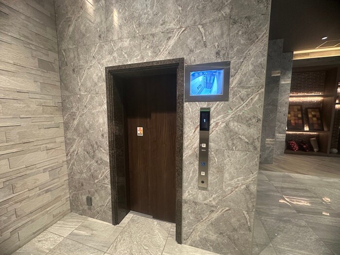 物件外観写真6　(建物設備)