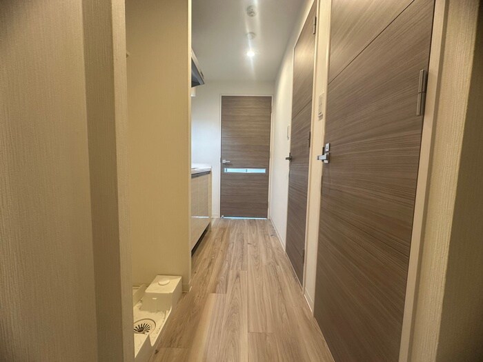 物件内観写真17　(廊下)