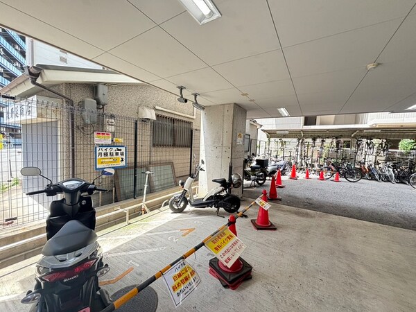 駐輪場
