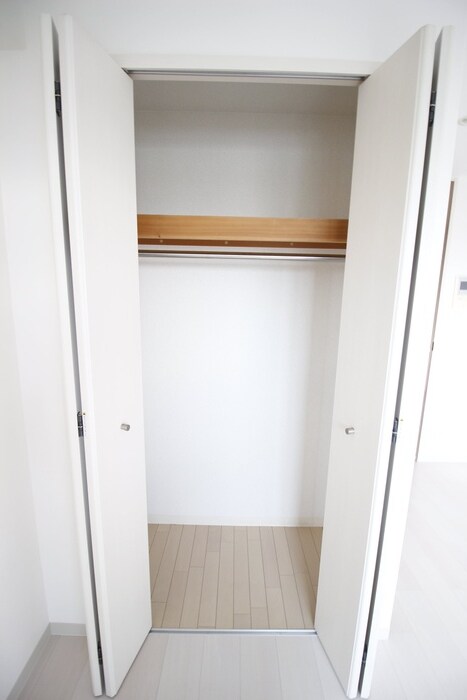 物件内観写真15　(収納)