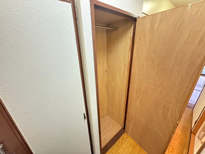 物件内観写真12　(収納)