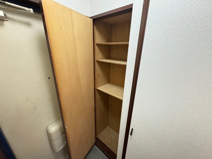 物件内観写真15　(靴箱)
