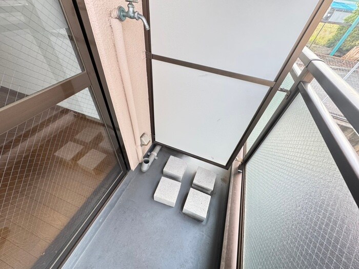 物件内観写真19　(洗濯機置場)