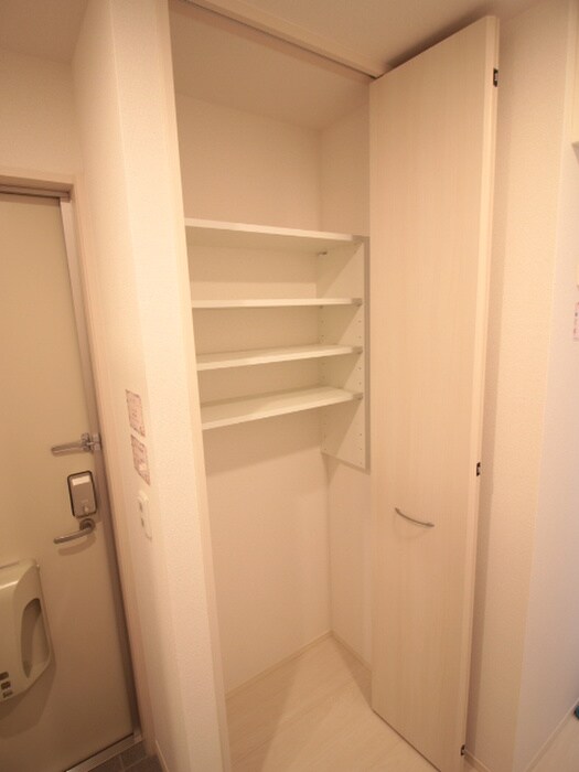 物件内観写真19　(収納)