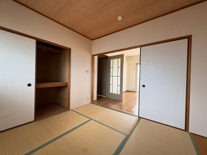 物件内観写真9　(居室)