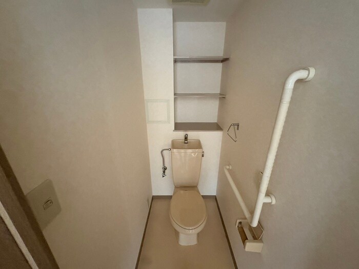 物件内観写真13　(トイレ)