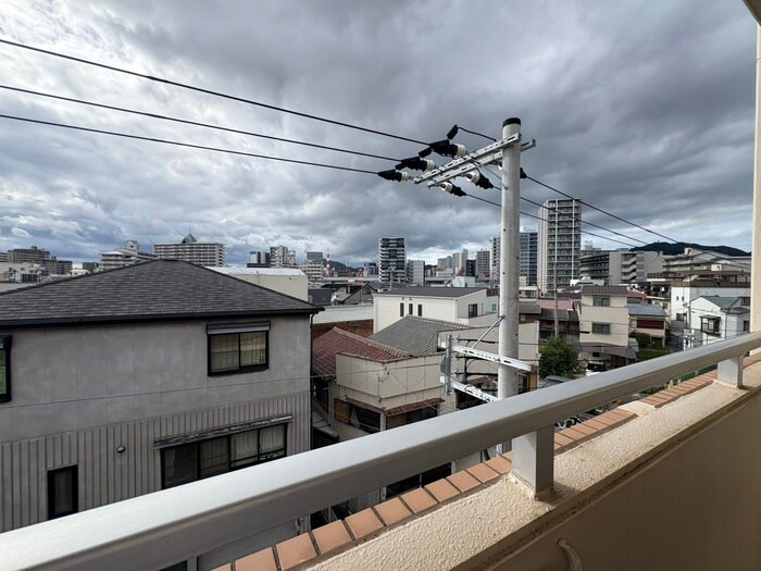 物件内観写真15　(室内からの展望)