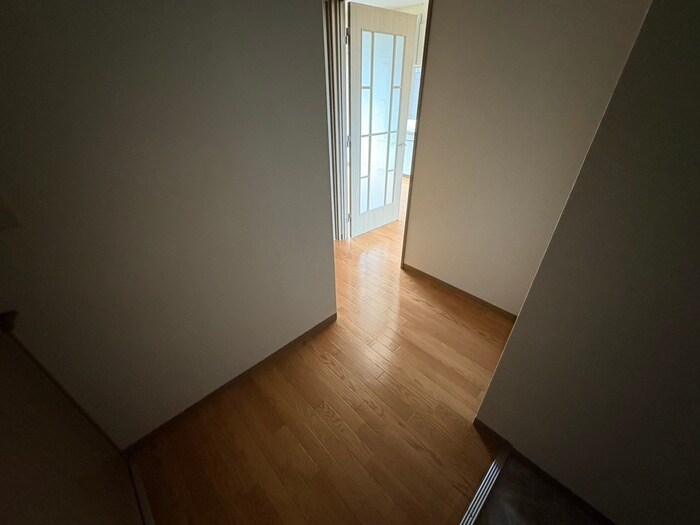 物件内観写真20　(廊下)