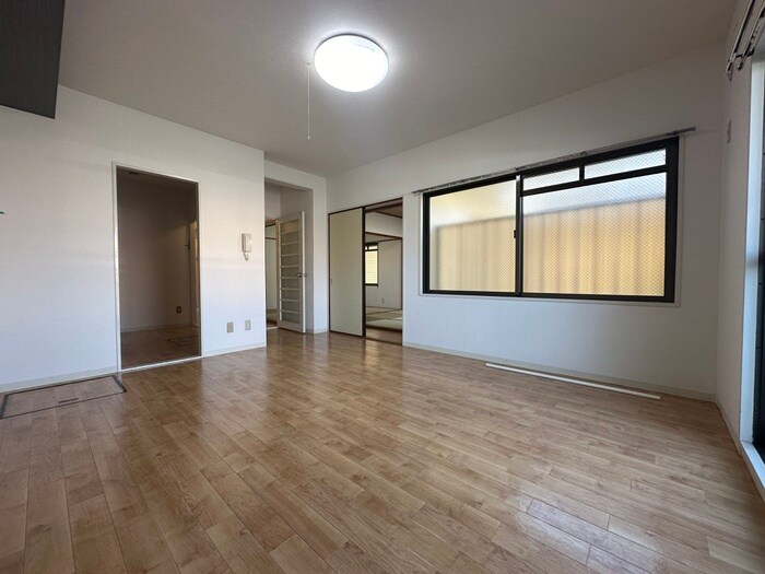 物件内観写真12　(居室)