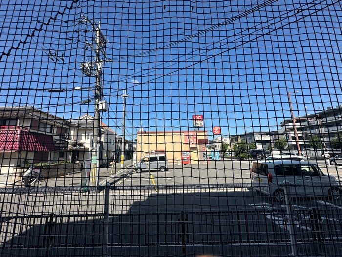 物件内観写真20　(室内からの展望)