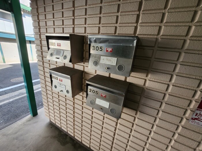 物件外観写真6　(建物設備)