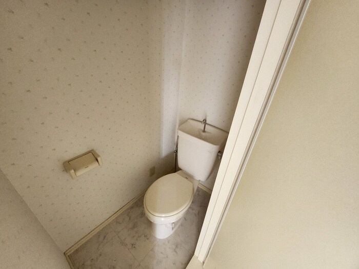 物件内観写真11　(トイレ)