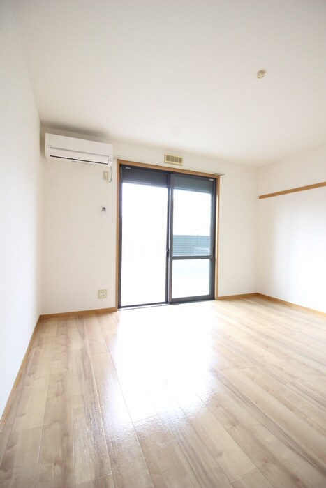 物件内観写真17　(居室)