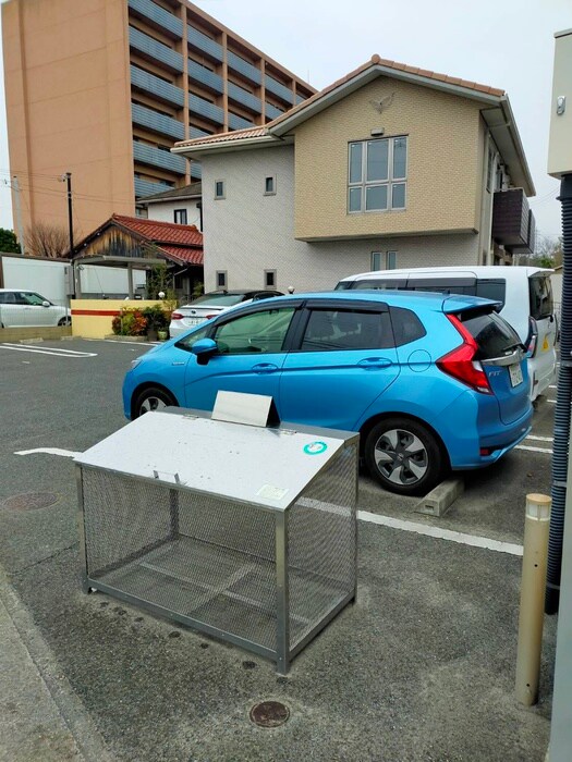 物件外観写真3　(周辺環境)