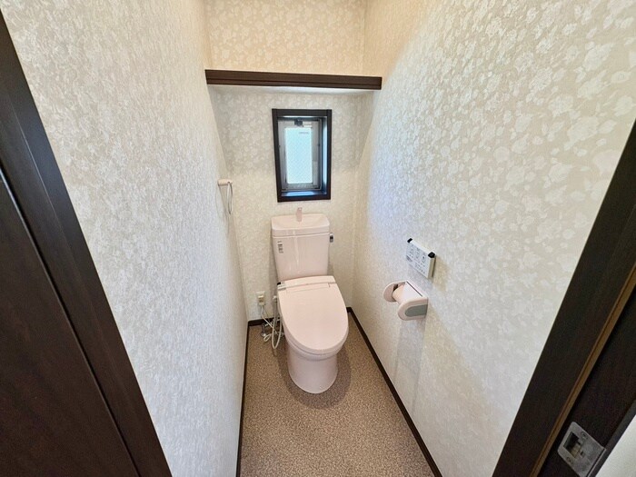 物件内観写真11　(トイレ)