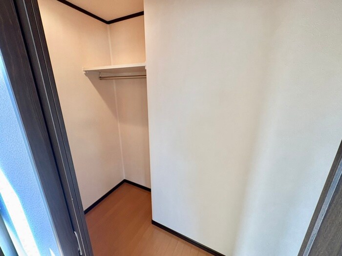 物件内観写真13　(収納)