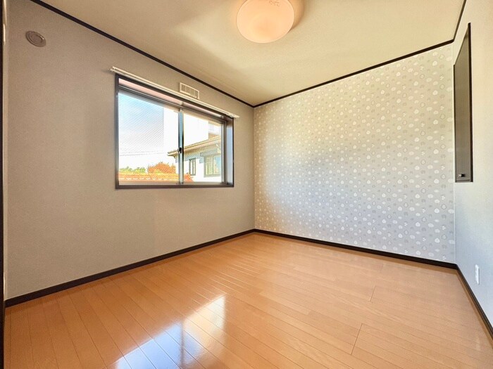 物件内観写真18　(居室)