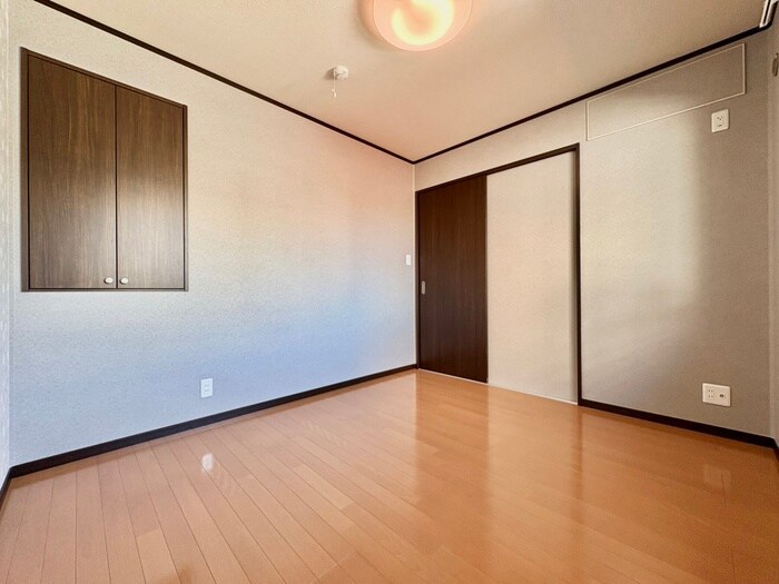 物件内観写真19　(居室)