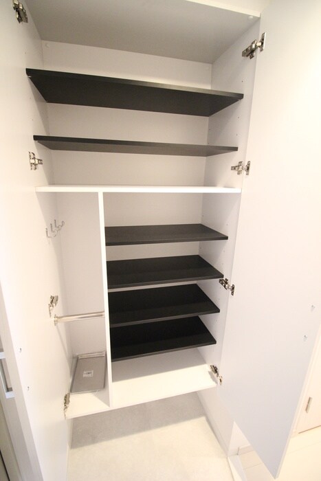 物件内観写真17　(靴箱)