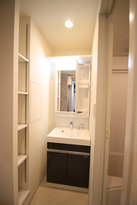 物件内観写真14　(洗面)