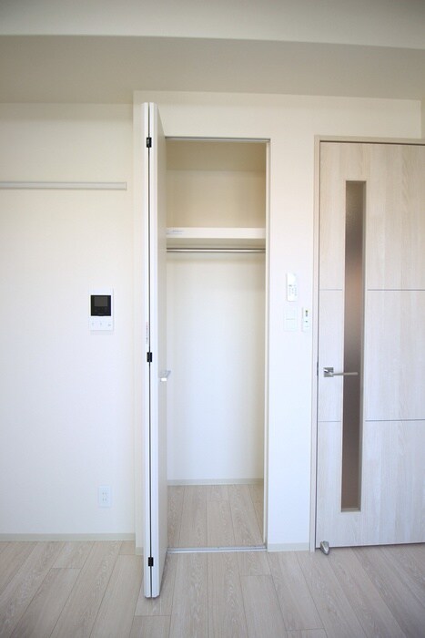 物件内観写真15　(収納)