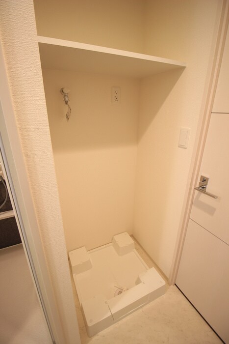 物件内観写真22　(洗濯機置場)