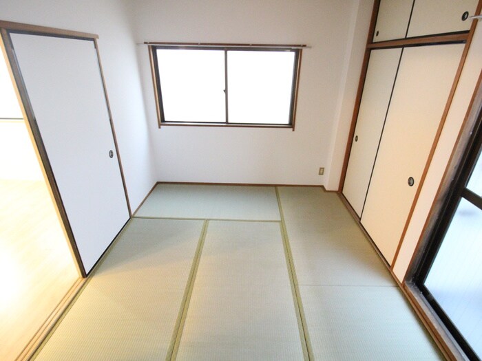 物件内観写真14　(居室)