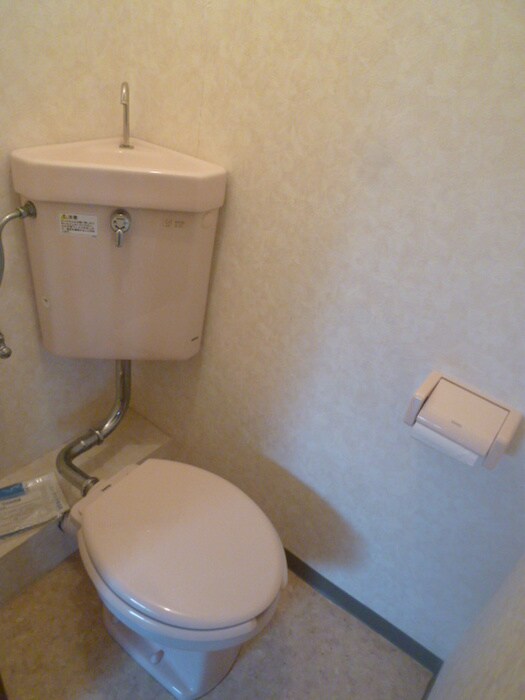 物件内観写真8　(トイレ)