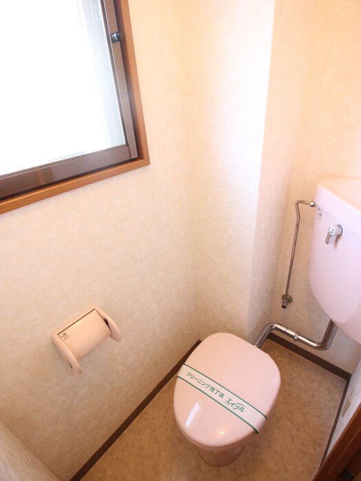 物件内観写真9　(トイレ)