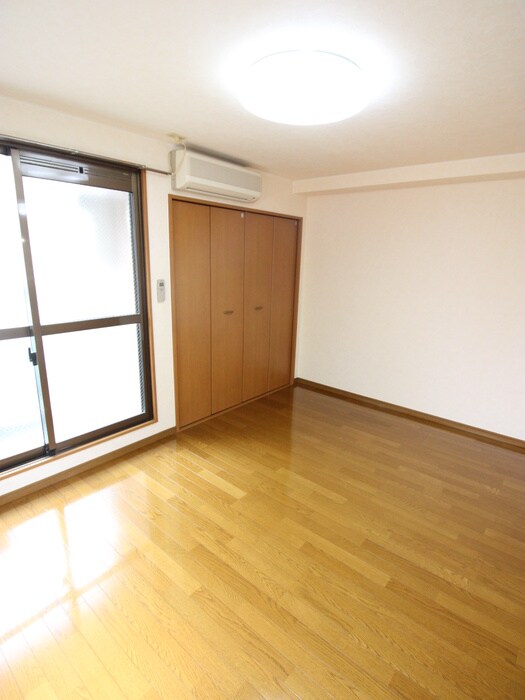 物件内観写真20　(居室)