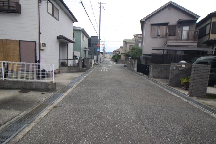 物件外観写真6　(周辺環境)