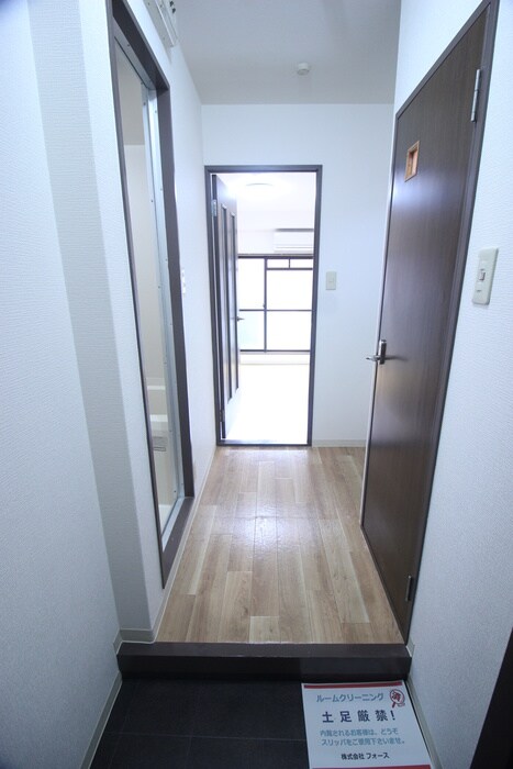 物件内観写真17　(廊下)