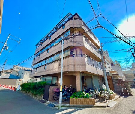 メゾンエスト外観写真