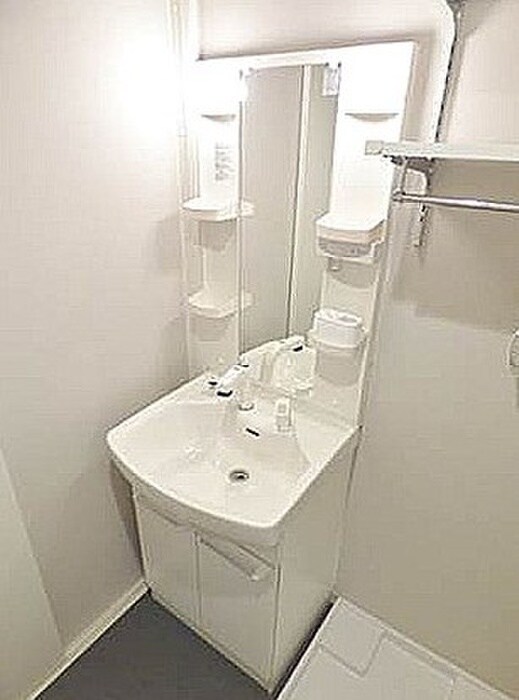 物件内観写真10　(洗面)