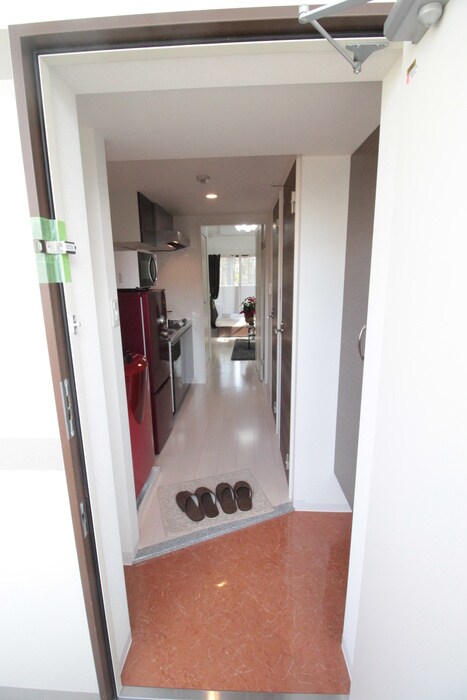 物件内観写真7　(玄関)