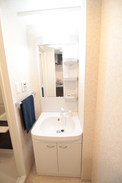 物件内観写真11　(洗面)