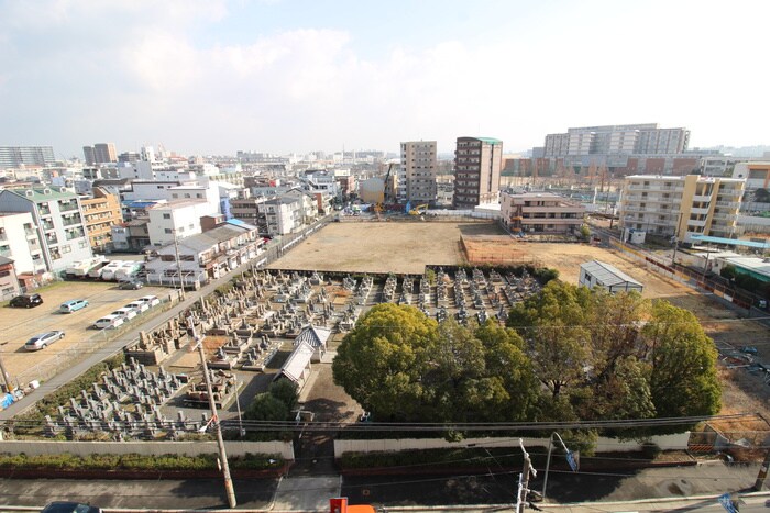 物件内観写真17　(室内からの展望)