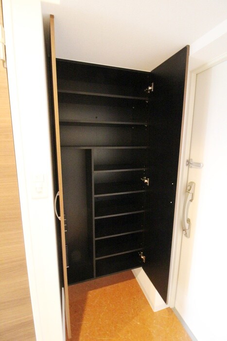 物件内観写真18　(靴箱)