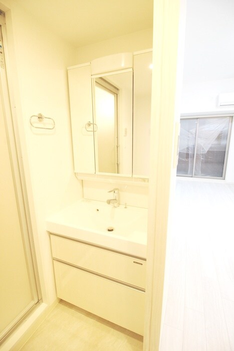 物件内観写真9　(洗面)