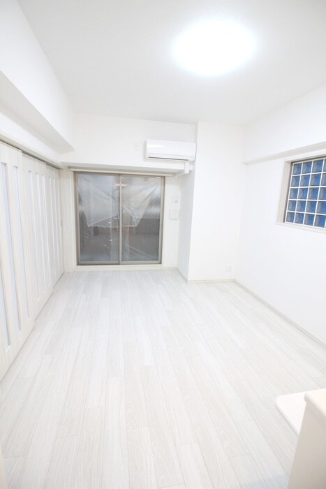 物件内観写真12　(居室)