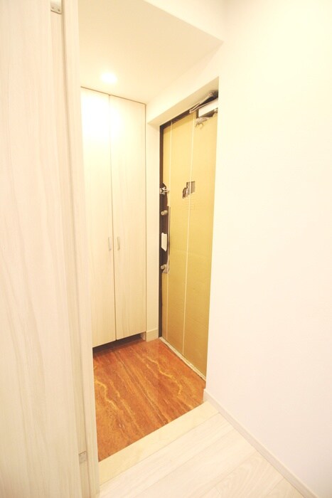 物件内観写真15　(玄関)