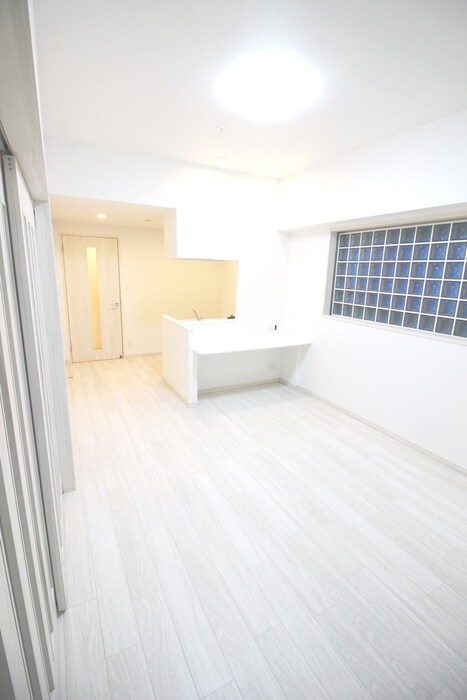 物件内観写真17　(内観写真)