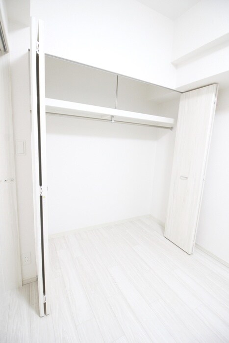 物件内観写真18　(収納)