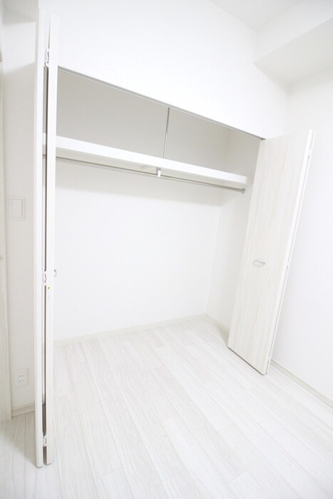 物件内観写真18　(収納)