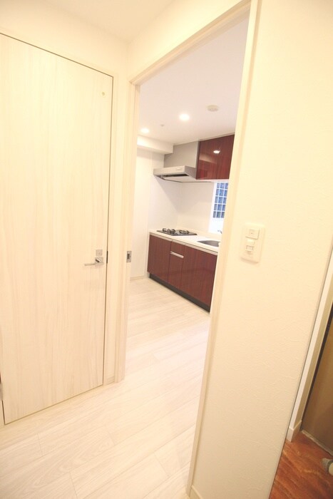 物件内観写真19　(廊下)