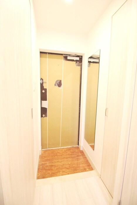 物件内観写真19　(玄関)