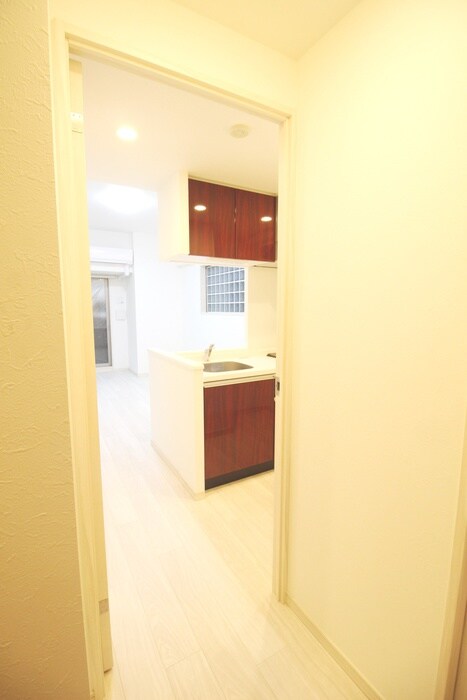 物件内観写真20　(廊下)