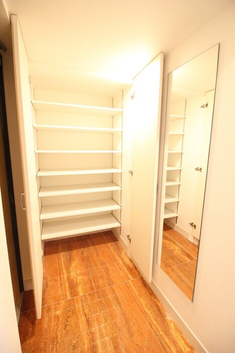 物件内観写真21　(靴箱)